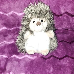 Ty Beanie Baby Hedgehog 2010 Prickles Plush Toy